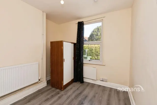 Newport Road, Aldershot, GU12, photo 1