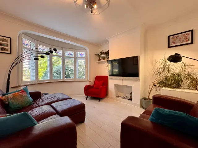 Cheriton Drive, Plumstead, SE18, photo 2