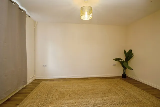Photo 2 — Ffordd Nowell, CARDIFF, South Glamorgan, CF23