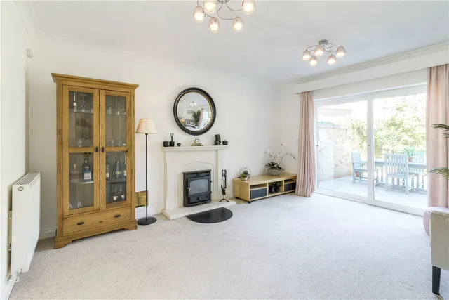 Photo 3 — Battalion Drive, Wootton, Northampton, Northamptonshire, NN4