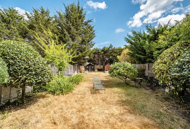 Photo 2 — Woodlands Avenue, Worcester Park, KT4 7AL