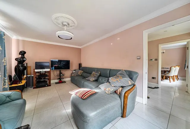 Bute Road, SM6, photo 3
