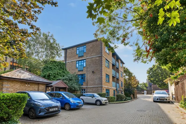 Matthias Road, London, N16, photo 1