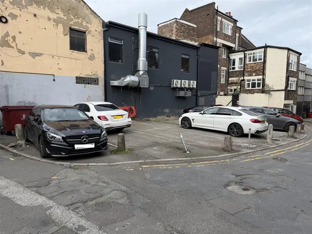 Stafford Lane, Stoke-On-Trent, ST1, photo 2