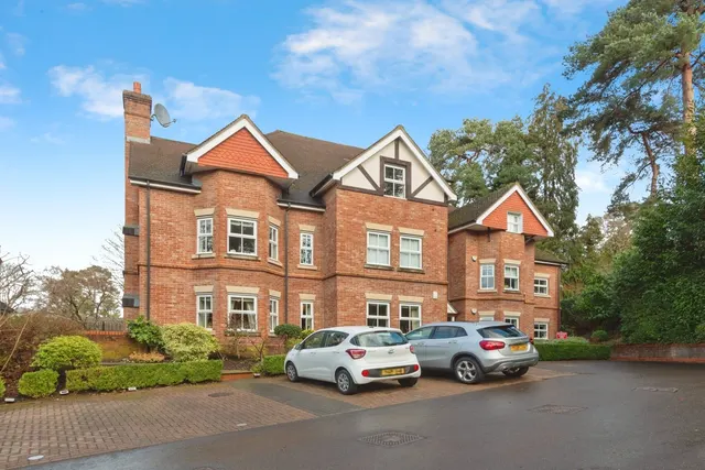 Branksome Park Road, Camberley, GU15, photo 1
