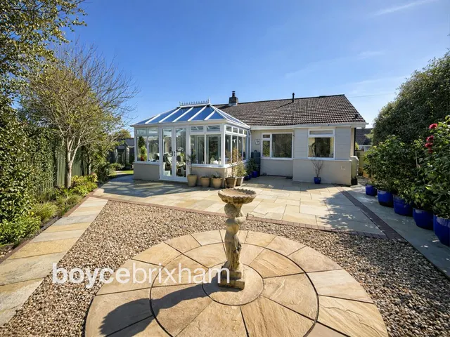 North Boundary Road, Brixham, photo 1