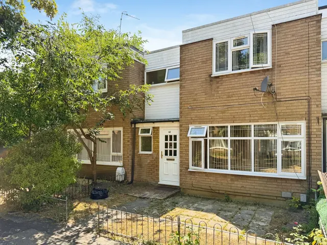 Aldwick Close, Farnborough, Hampshire, GU14 8LL, photo 1