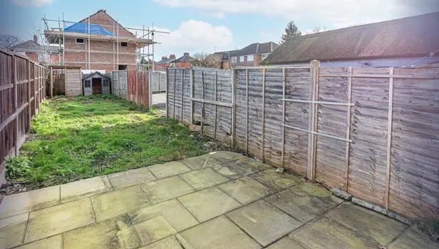 Mytchett Road, Mytchett, GU16, photo 2