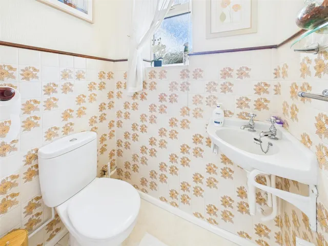 Photo 3 — Warrender Way, Ruislip, HA4 8EB