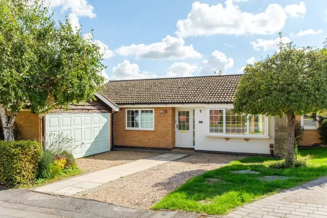 Montague Drive, Loughborough, LE11, photo 1