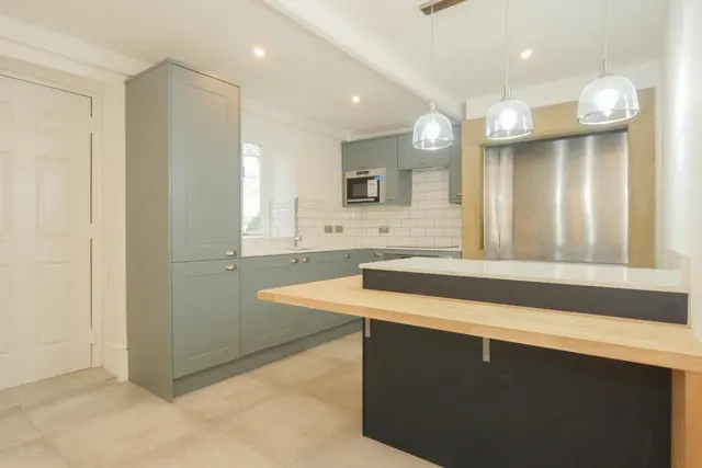 Woodfield Terrace, Pudsey, LS28, photo 2