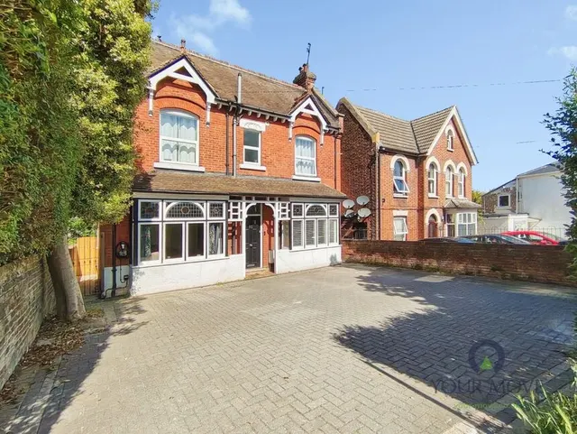 Photo 2 — Maidstone Road, Chatham, Kent, ME4