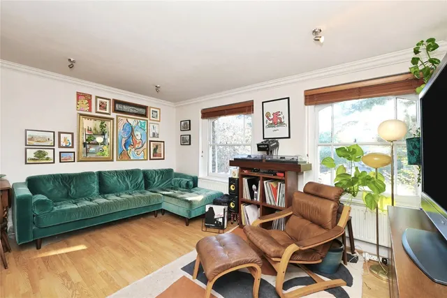 Lewisham Way, London, SE4, photo 1