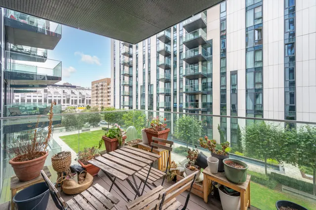 Photo 3 — 18 Pienna Apartments, 2 Elvin Gardens, Wembley