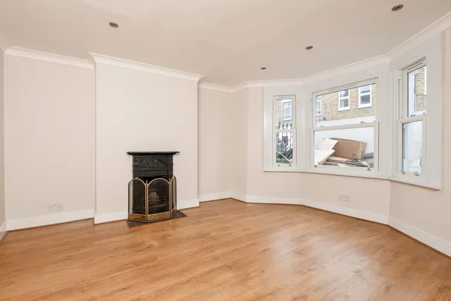 Photo 2 — Ivanhoe Road, Camberwell, London, SE5