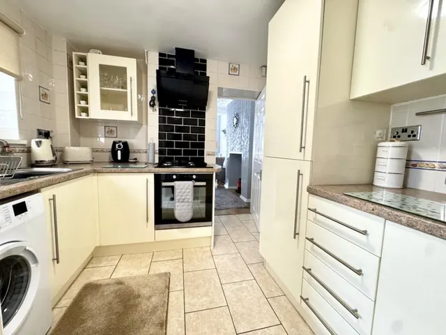 Cyres Street, Penydarren, CF47, photo 3