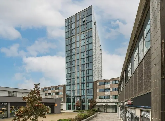 Highgate Hill, Archway, N19, photo 1