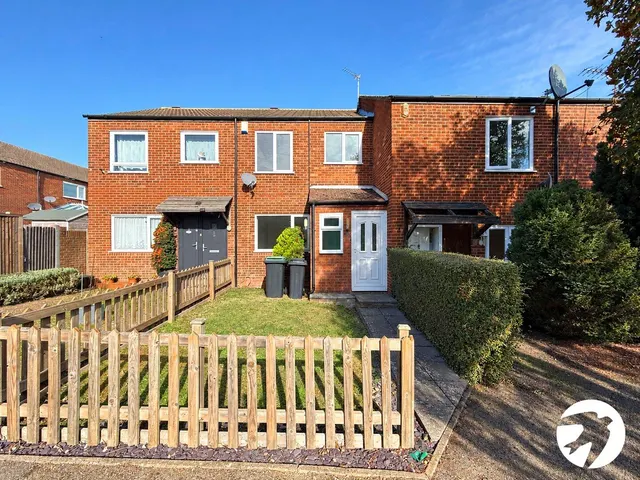 Apsledene, Gravesend, DA12, photo 1
