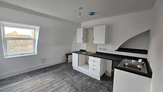 Ellel Grove, Liverpool, L6, photo 3
