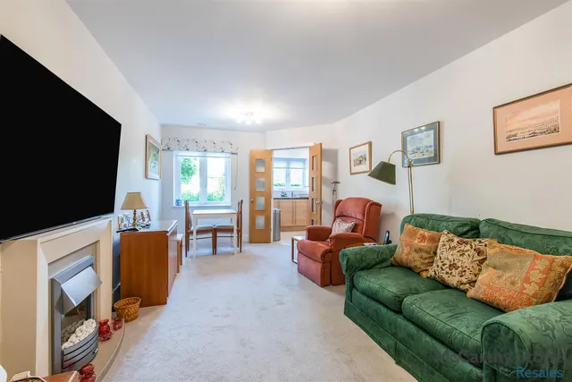 Old Park Road, Hitchin, SG5, photo 2