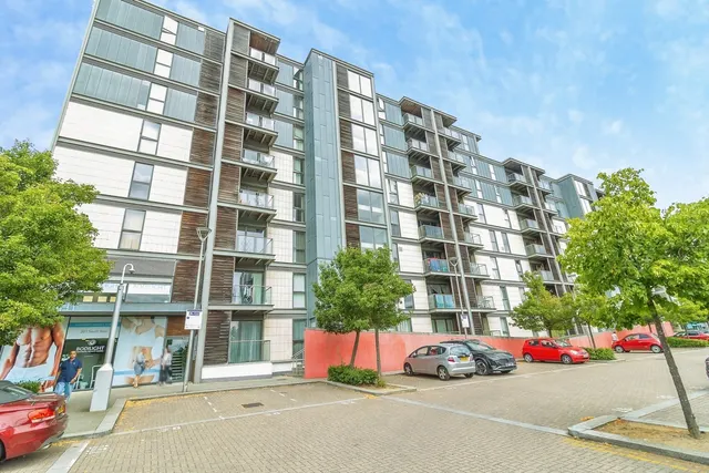 South Row, Milton Keynes, MK9, photo 1