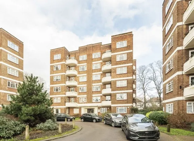 Bollo Lane, Acton, W3, photo 1