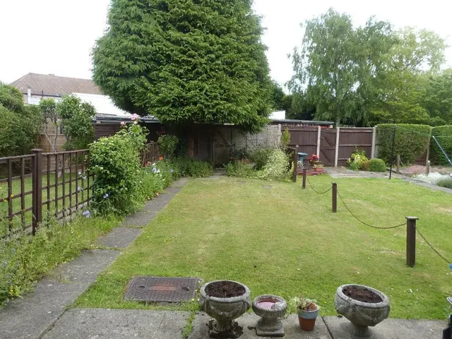 Martin Close, Warlingham, photo 2