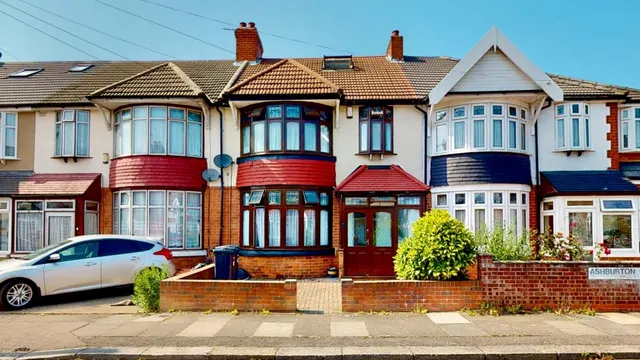 Ashburton Avenue, Ilford, IG3, photo 1