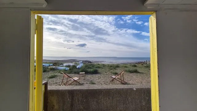 West Beach, Whitstable, photo 3