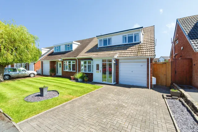 Bunbury Drive, Runcorn, WA7, photo 1