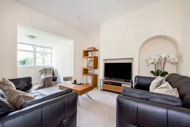 Southfield Close, Uxbridge, photo 2