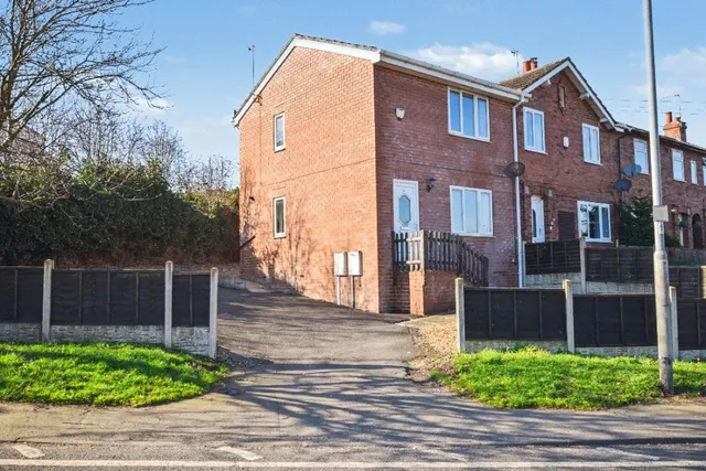 Highfield Road, Netherton, WF4, photo 1