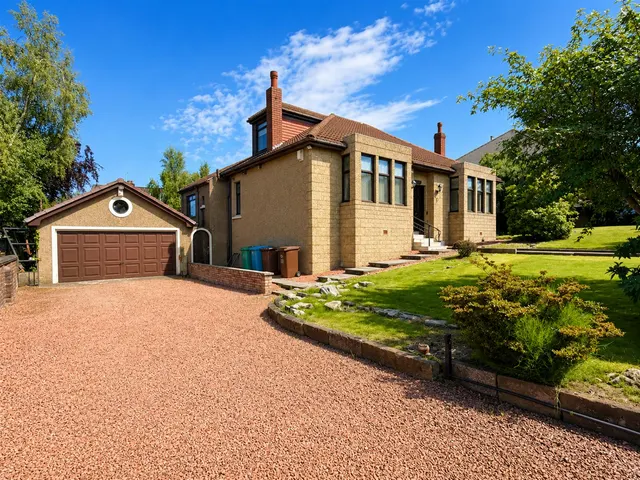 Lefroy Street, Blairhill, Coatbridge, Glasgow, ML5 1NB, photo 1