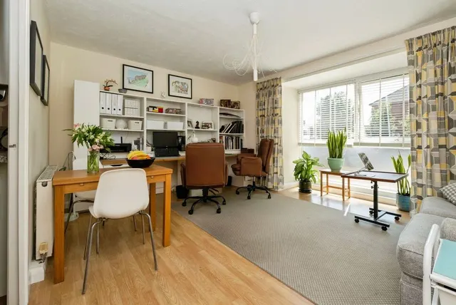 Photo 2 — Northcourt Road, Worthing, West Sussex, BN14