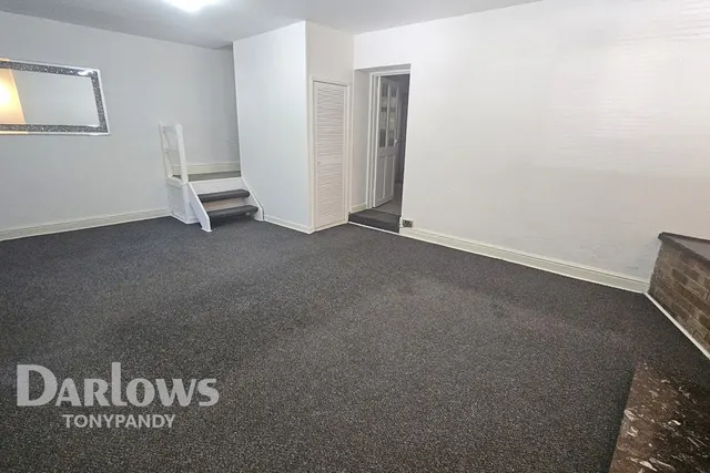 East Road, Tylorstown, CF43, photo 2