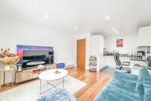 3 Henry Court, Unwin Way, Stanmore, photo 1