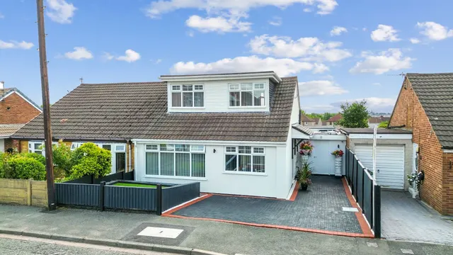 Bosworth Road, St. Helens, WA11, photo 1