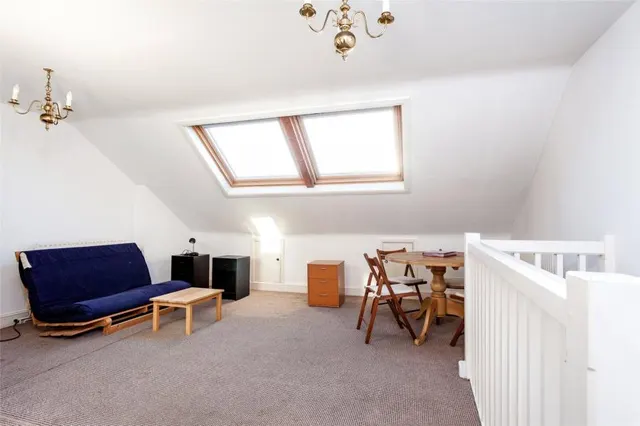 Epirus Road, London, SW6, photo 2