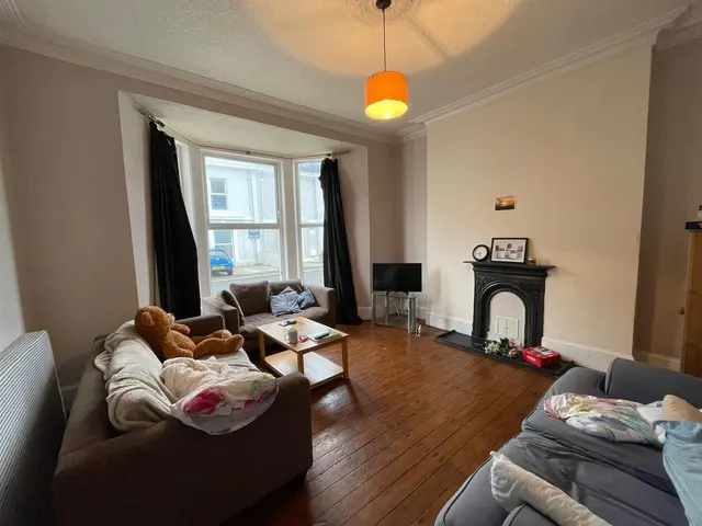 Hill Park Crescent, Plymouth, photo 2