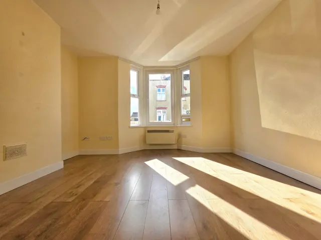 Abingdon Street, Burnham-on-Sea, TA8, photo 3