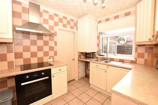 Mill Green View, Leeds, LS14, photo 3