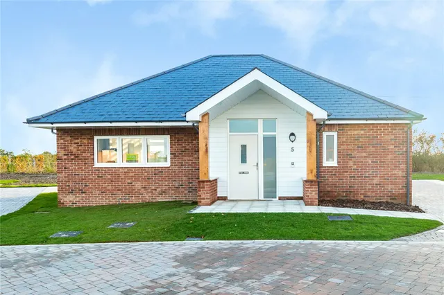 Maldon Road, Burnham-on-Crouch, CM0, photo 2