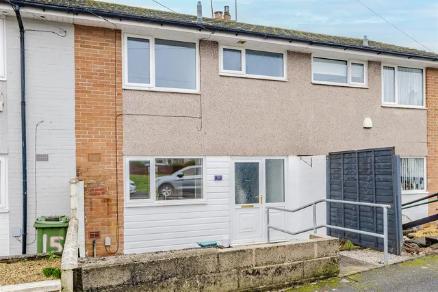 Laburnum Close, Barry, CF62 9DZ, photo 1