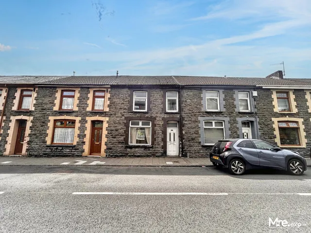 Ynyswen Road, Treorchy, CF42 6ED, photo 1