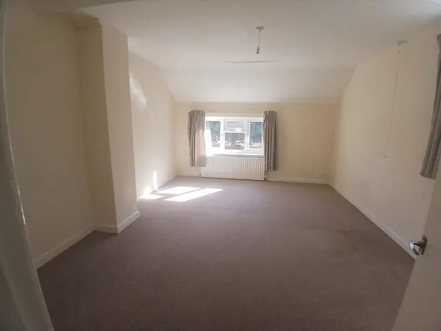 Hinckley Road, Burbage, LE10, photo 3
