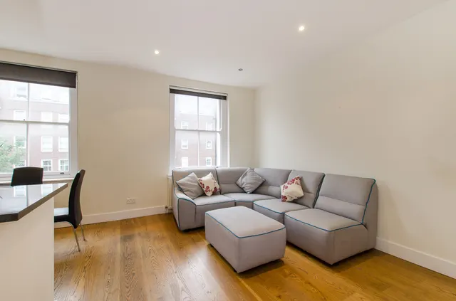 Flat 6, 55-56 Oakley Street, London, photo 1