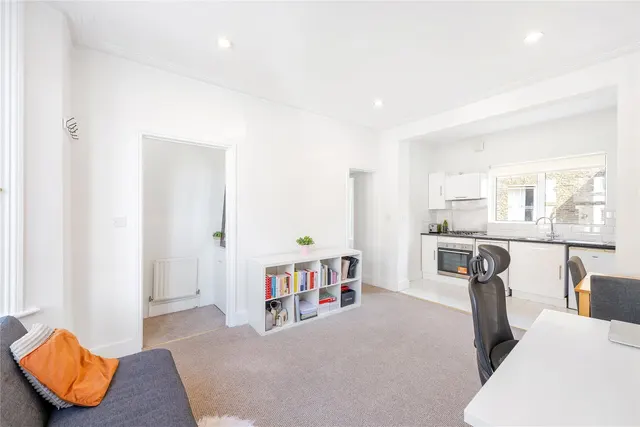 Filmer Road, London, SW6, photo 2