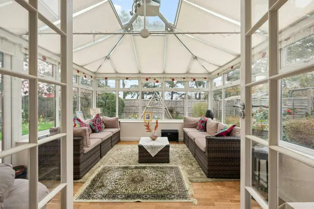 Radnor Close, Chislehurst, BR7, photo 3