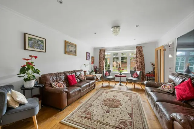 Radnor Close, Chislehurst, BR7, photo 2