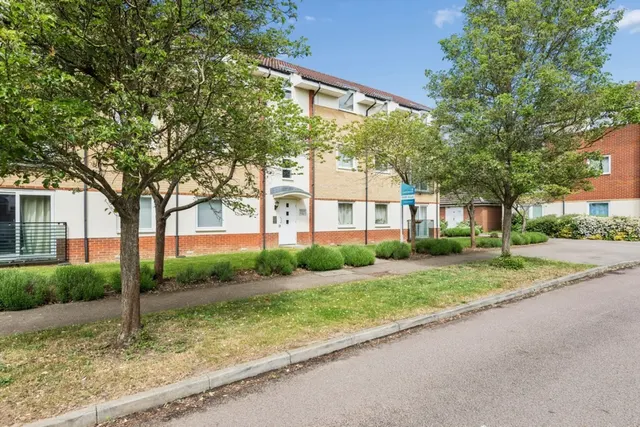 Eddington Crescent, Welwyn Garden City,, photo 1